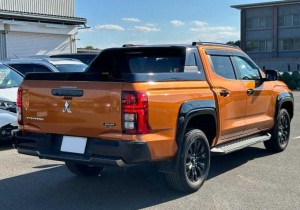 Mitsubishi Triton