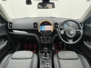 MINI Crossover