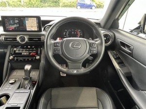 Lexus IS300