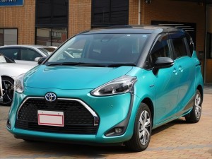Toyota Sienta