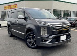 Mitsubishi Delica D:5