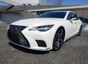 Lexus LS500h