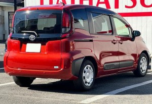 Toyota Sienta