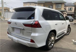 Lexus LX570