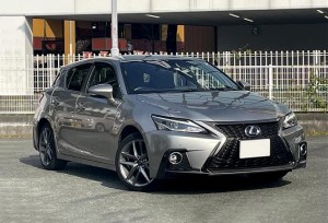 Lexus CT200h