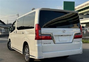 Toyota GranAce