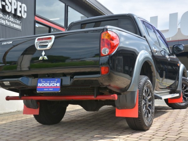 Mitsubishi Triton 2011
