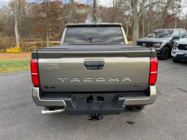 Toyota Tacoma 2025
