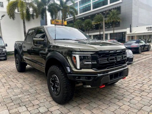 Ford F150 2025