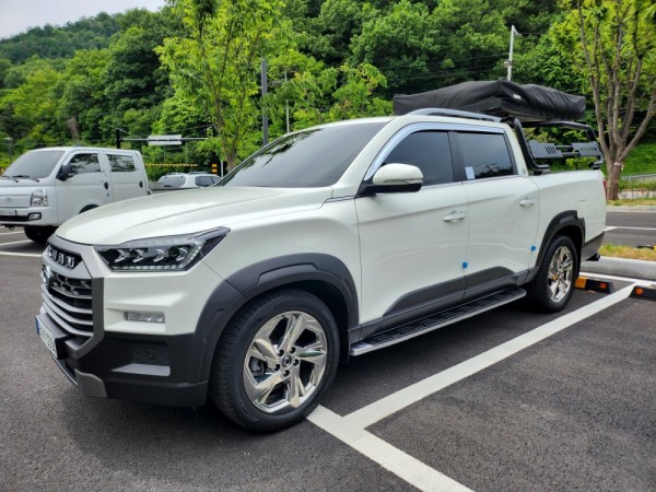 KG Mobility Rexton Sports Khan 2023