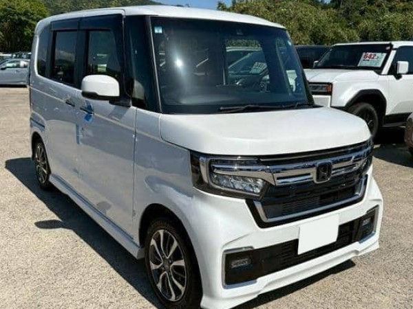 Honda N-BOX 2021