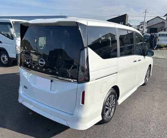 Nissan Serena 2022