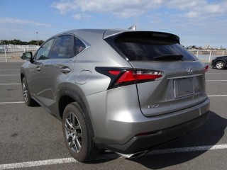 Lexus NX200t
