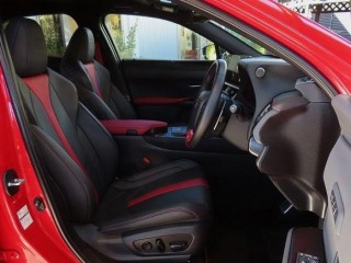 Lexus UX250h