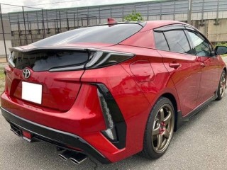 Toyota Prius PHV