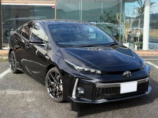 Toyota Prius PHV