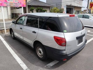 Nissan AD
