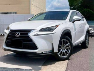 Lexus NX200t