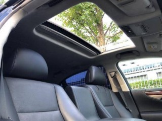 Lexus LS600hL