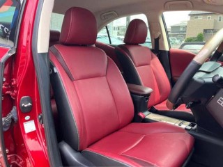 Lexus HS250h