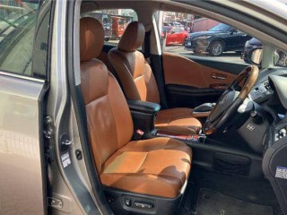 Lexus HS250h