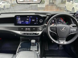 Lexus LS500