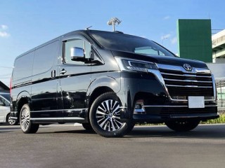 Toyota GranAce