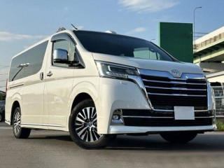 Toyota GranAce