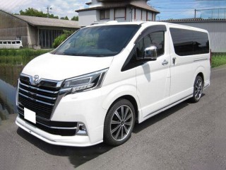 Toyota GranAce