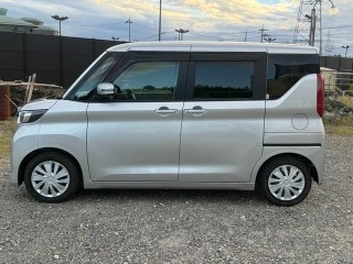 Mitsubishi eK X Space