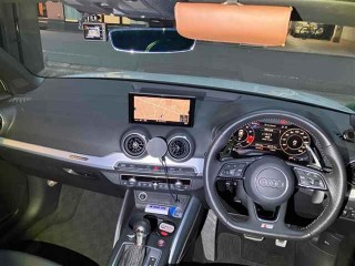 Audi SQ2