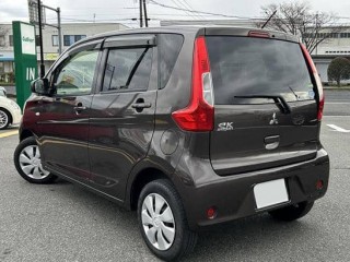 Mitsubishi eK Wagon