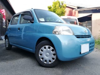 Daihatsu Esse