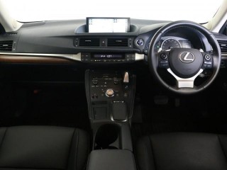 Lexus CT200h
