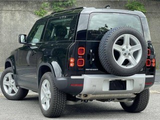Rover DEFENDER