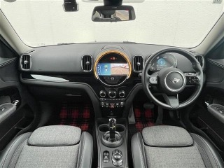 MINI Crossover