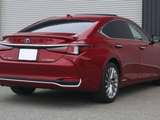 Lexus ES300h