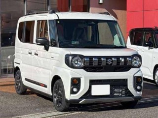 Suzuki Spacia