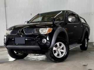 Mitsubishi Triton