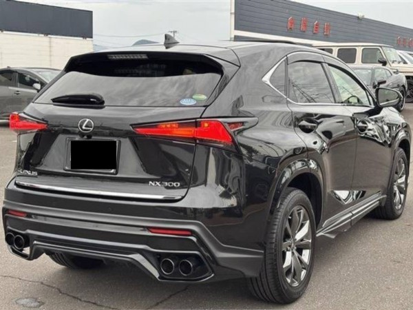 Lexus NX200t