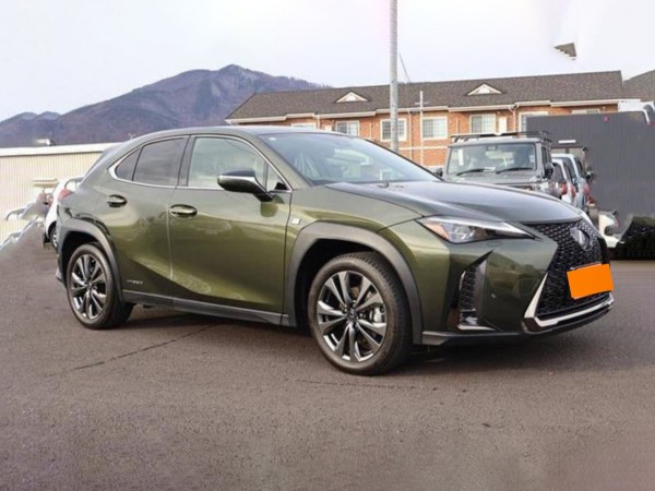 Lexus UX200