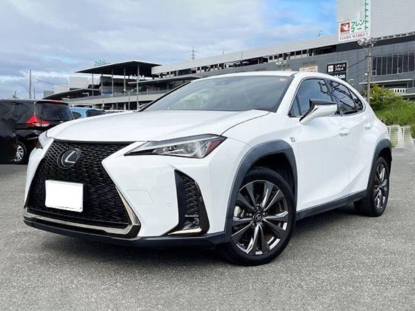 Lexus UX200