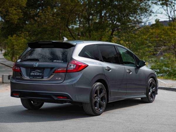 Honda Jade