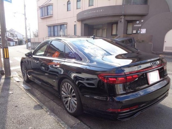 Audi A8