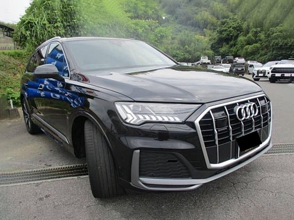 Audi Q7