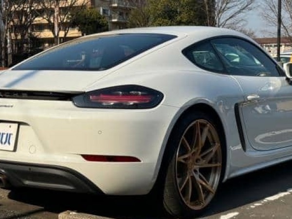 Porsche Cayman