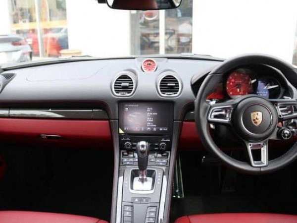 Porsche Cayman