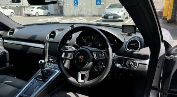 Porsche Cayman