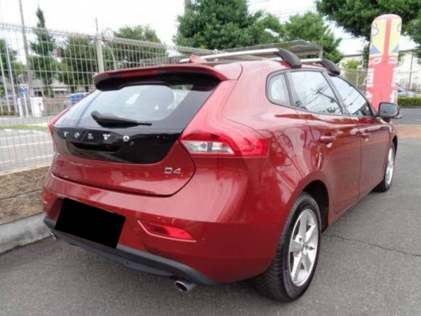 Volvo V40