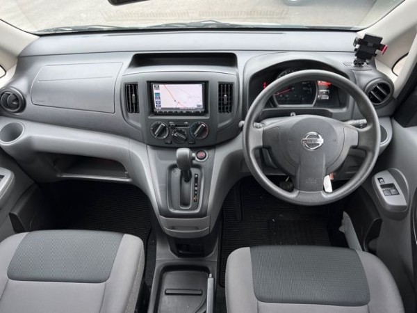 Nissan NV200